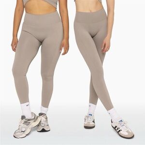 SET Active Sculptflex Seamless Active Leggings In Tan Breeze Womens Medium